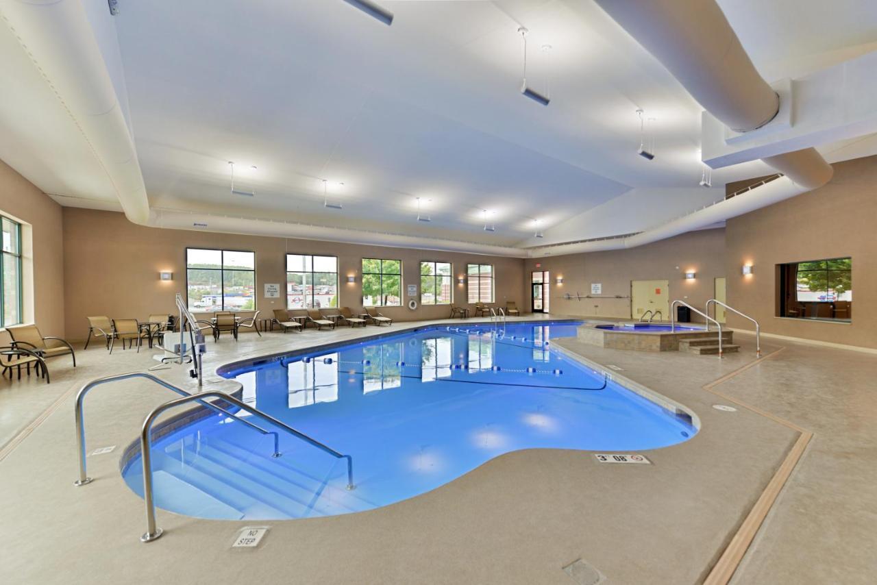 Express By Ihg Breezewood
