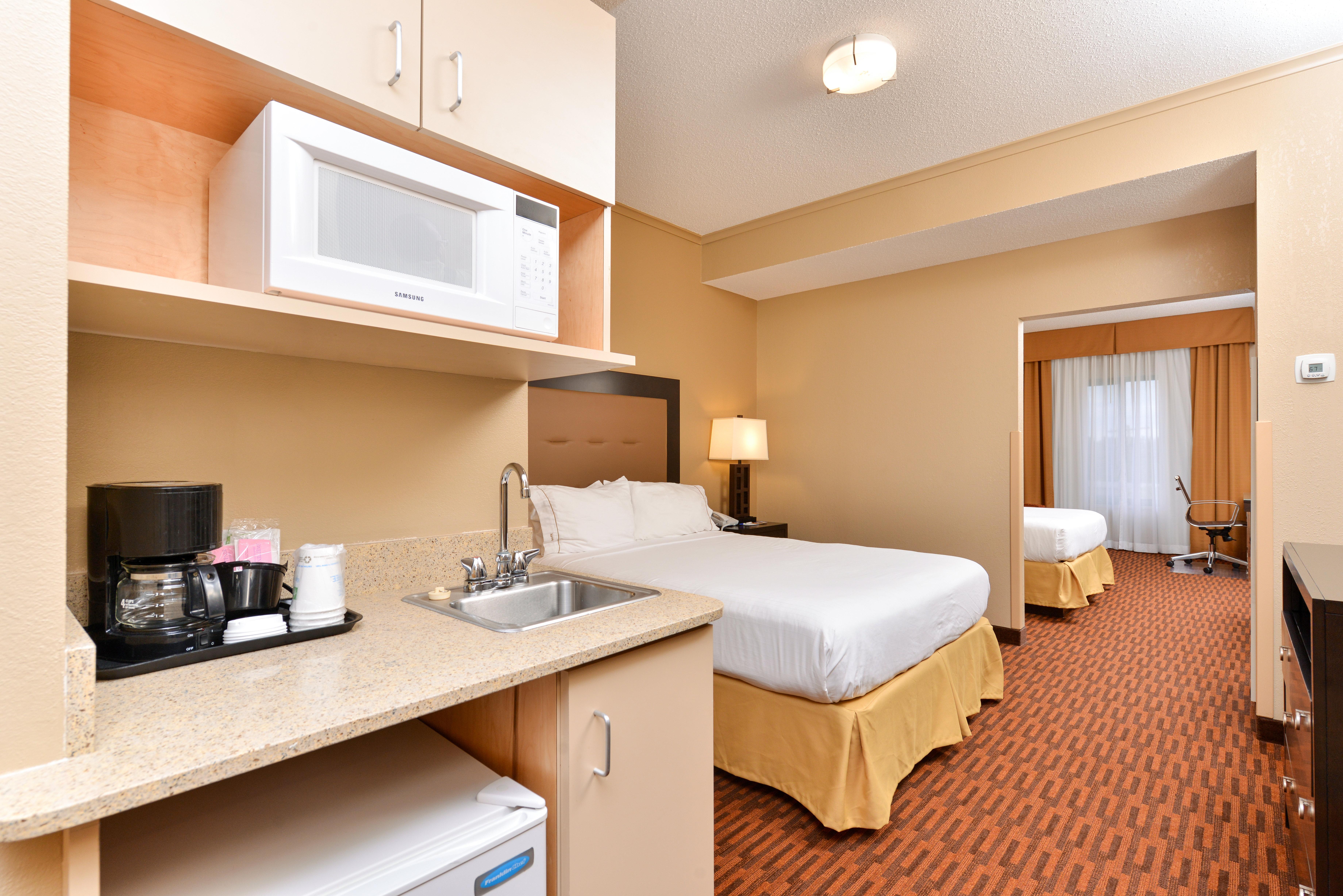 Express By Ihg Breezewood